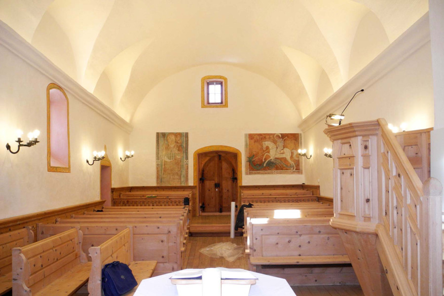 reformierte_Kirche_Avers_Cresta_3
